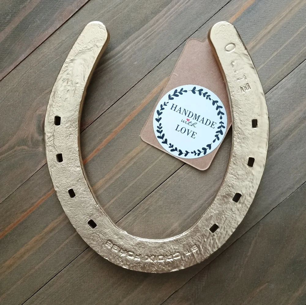 Real Lucky Golden Horseshoe, Ready to Hang, Unique Housewarming Gift - Picture 2 of 2